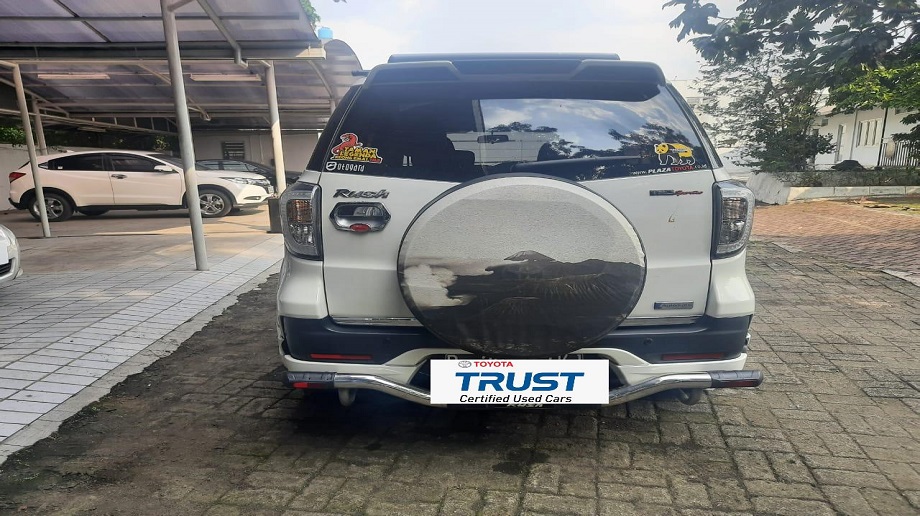 TOYOTA RUSH 1.5 S AT 2016